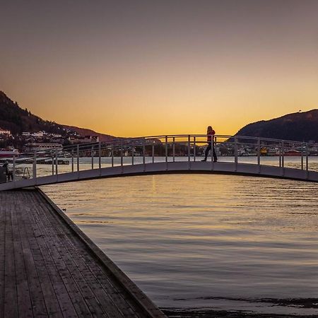 New Penthouse Apartment With Sea View In Bergen Centrum Extérieur photo